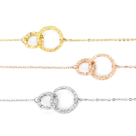 🔵𝟲𝟱%𝗢𝗙𝗙 𝗯𝘂𝗻𝗱𝗹𝗲𝘀 𝟯+🔵 NEW Interlocked Stainless Steel Necklace - Picture 7 of 15